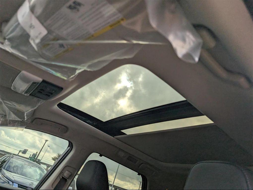 new 2025 Nissan Pathfinder car, priced at $40,103