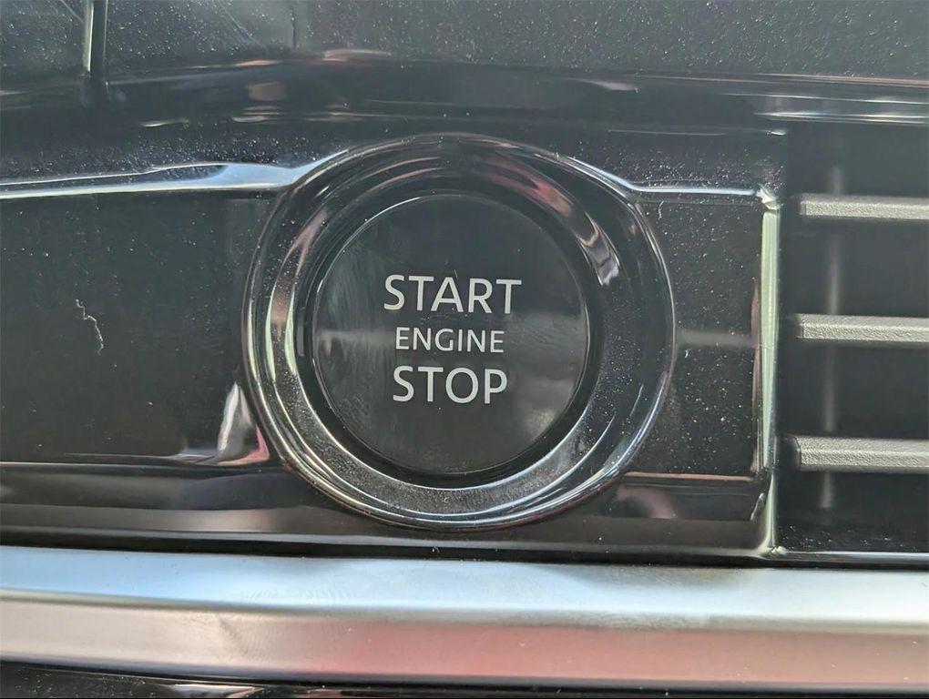 new 2025 Nissan Pathfinder car, priced at $40,103