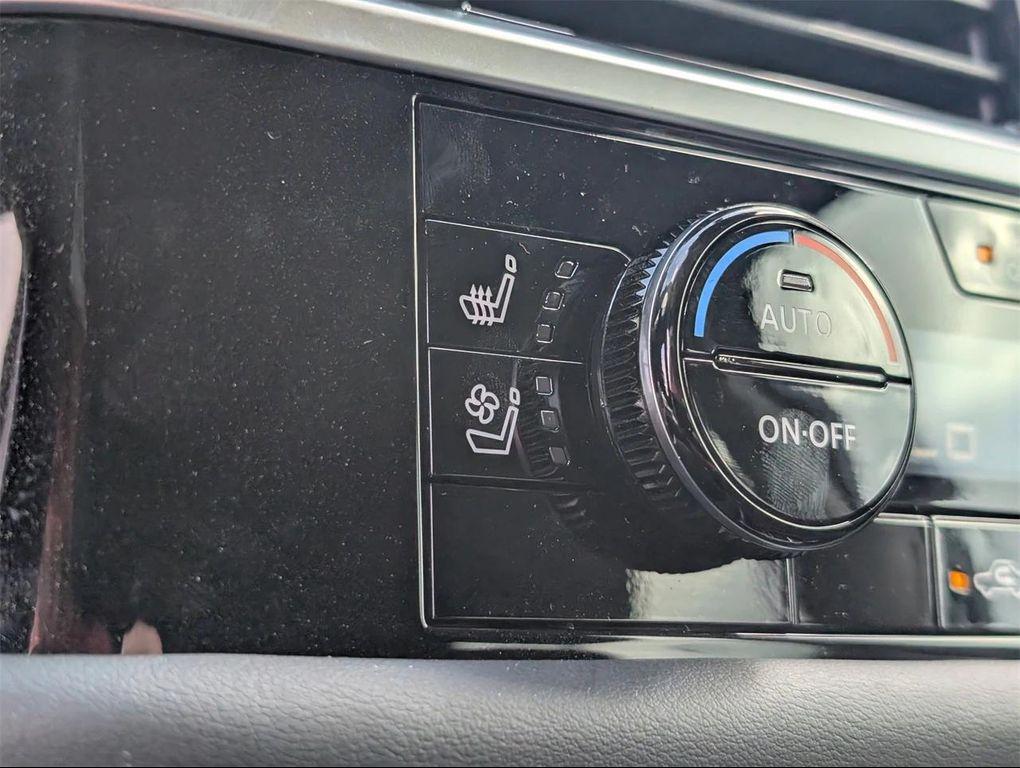 new 2025 Nissan Pathfinder car, priced at $40,103