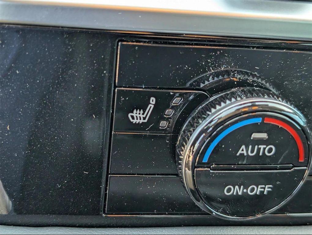 new 2025 Nissan Pathfinder car, priced at $33,016