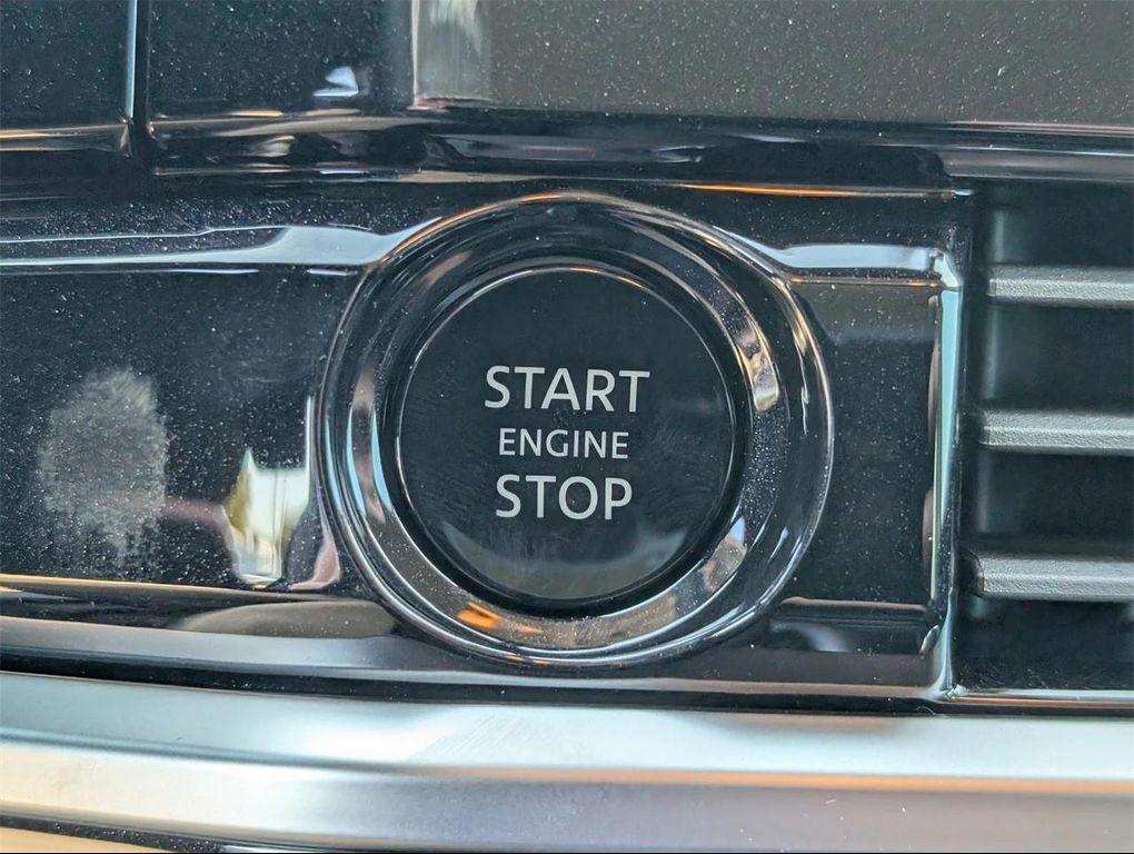 new 2025 Nissan Pathfinder car, priced at $33,016