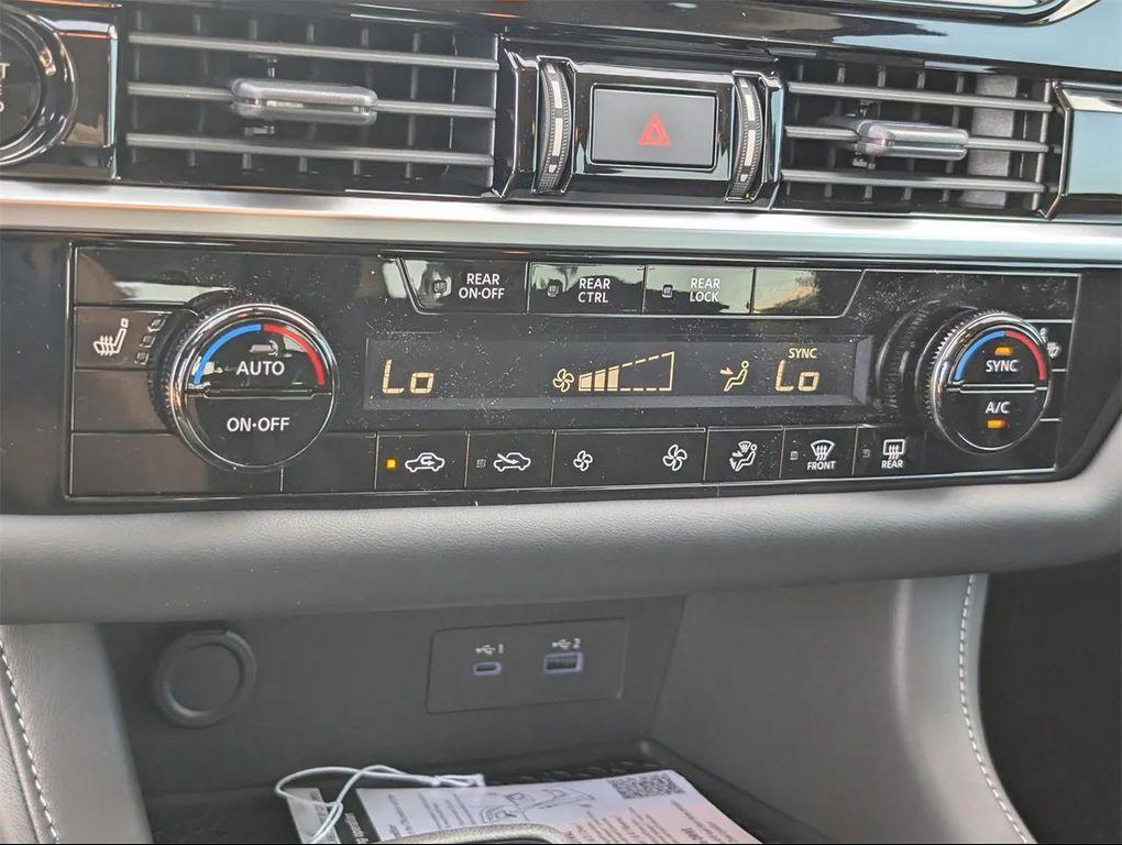 new 2025 Nissan Pathfinder car, priced at $33,016