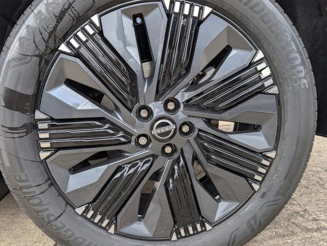 new 2025 Nissan Murano car, priced at $45,918