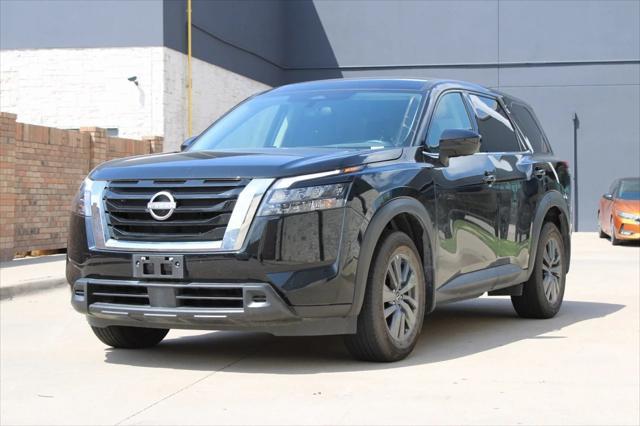 used 2024 Nissan Pathfinder car, priced at $31,300
