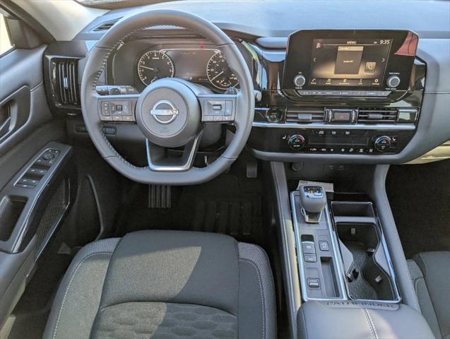 new 2025 Nissan Pathfinder car, priced at $39,835