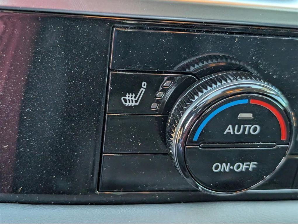 new 2025 Nissan Pathfinder car, priced at $31,181