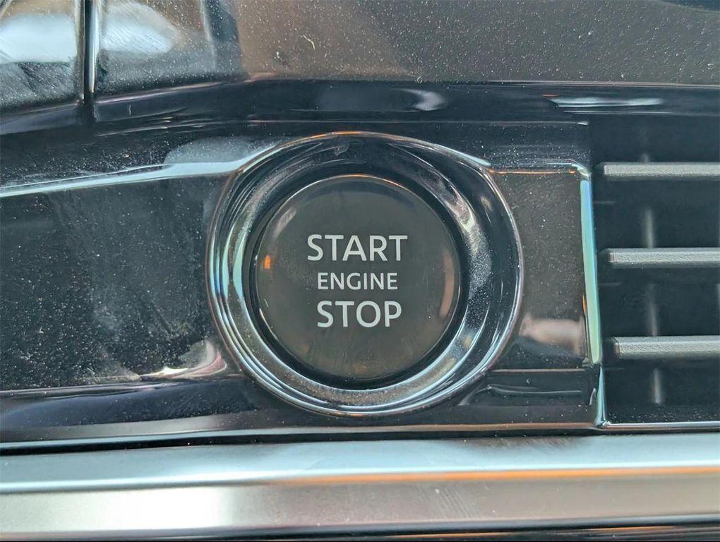 new 2025 Nissan Pathfinder car, priced at $31,181