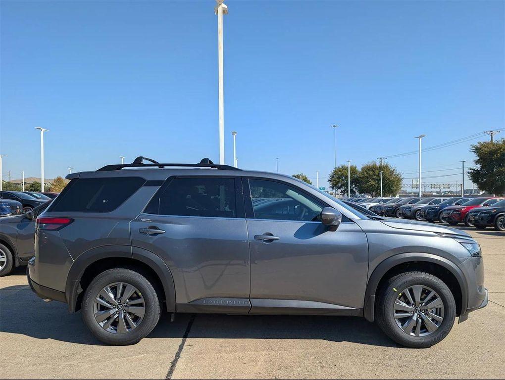 new 2025 Nissan Pathfinder car, priced at $31,181