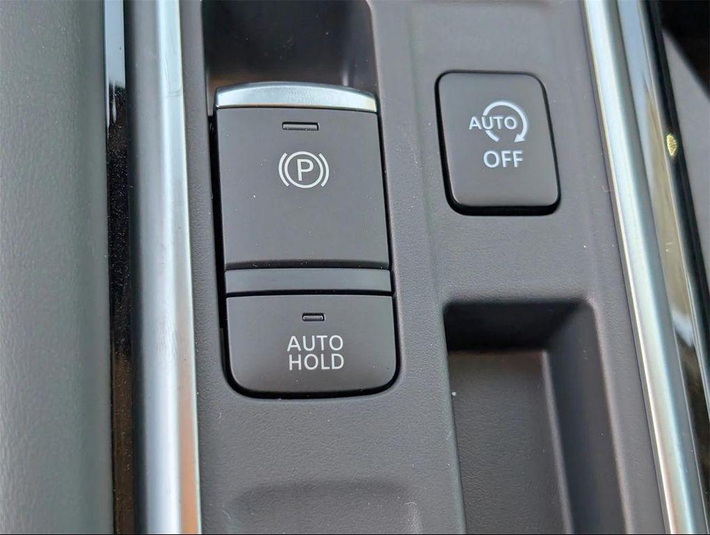 new 2025 Nissan Pathfinder car, priced at $31,181