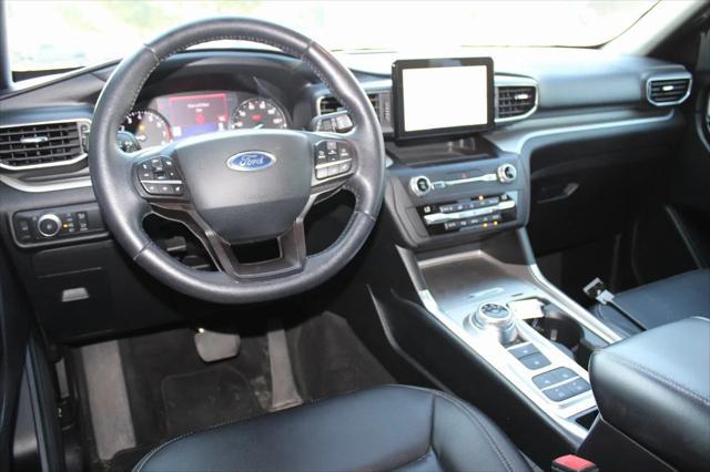 used 2020 Ford Explorer car