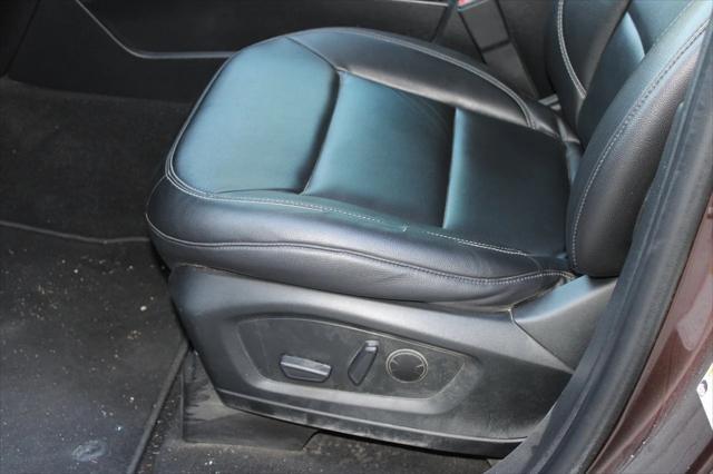 used 2020 Ford Explorer car