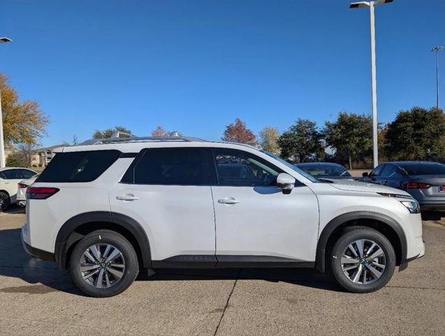 new 2025 Nissan Pathfinder car, priced at $41,093