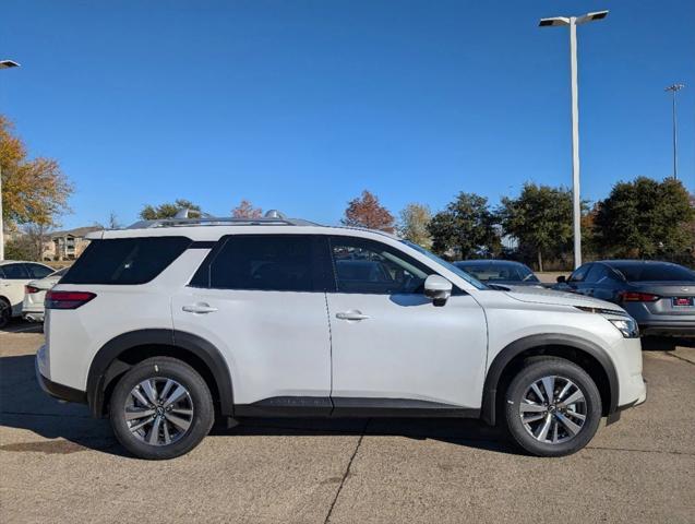 new 2025 Nissan Pathfinder car, priced at $41,093