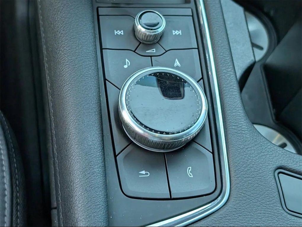 used 2024 Cadillac XT6 car, priced at $35,377