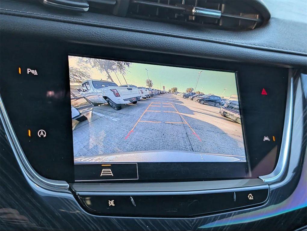 used 2024 Cadillac XT6 car, priced at $35,377