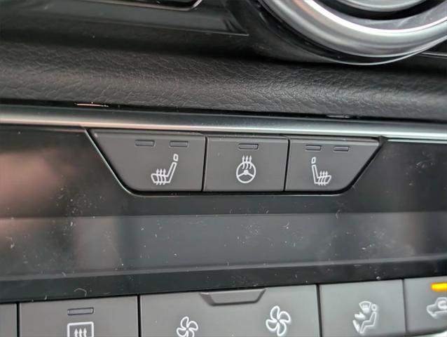 new 2025 Nissan Sentra car, priced at $27,923