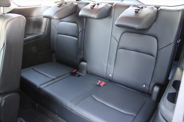 used 2024 Nissan Pathfinder car, priced at $39,899