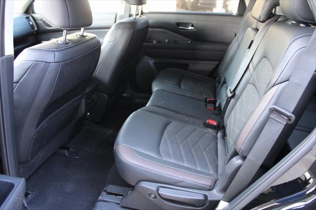 used 2024 Nissan Pathfinder car, priced at $39,899