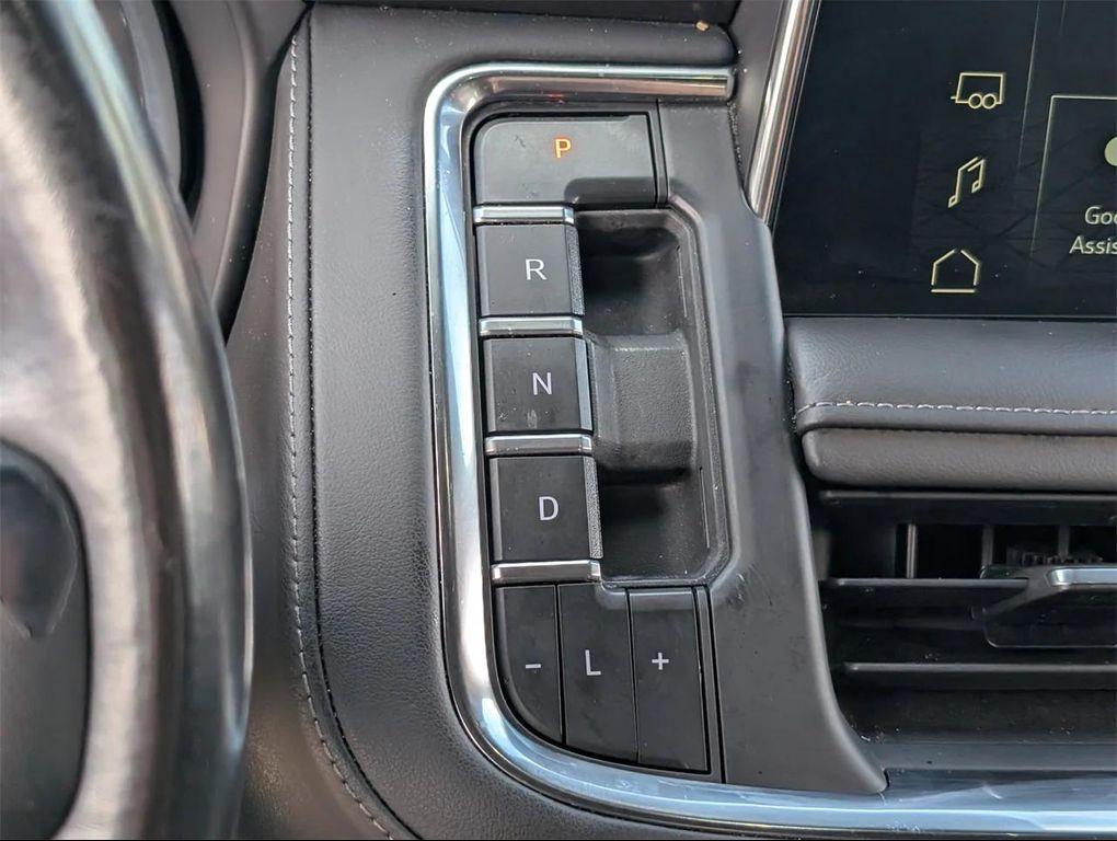 used 2023 GMC Yukon car, priced at $40,900