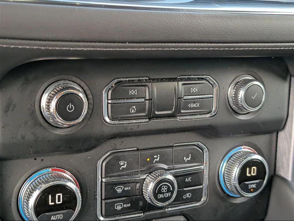 used 2023 GMC Yukon car, priced at $40,900