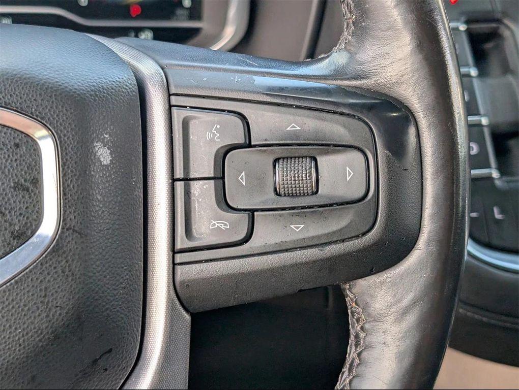 used 2023 GMC Yukon car, priced at $40,900