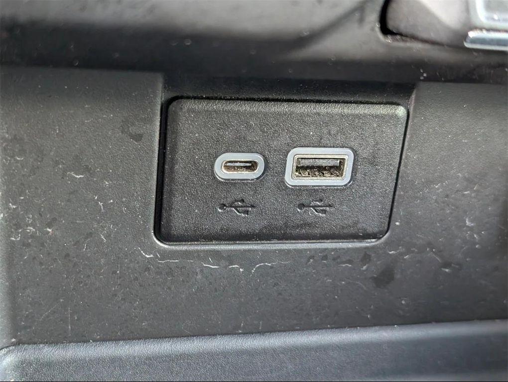 used 2023 GMC Yukon car, priced at $40,900