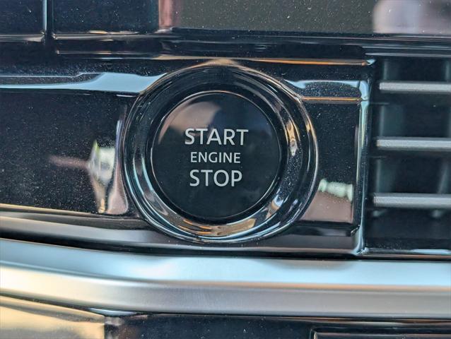 new 2025 Nissan Pathfinder car, priced at $41,352