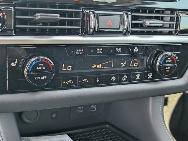 new 2025 Nissan Pathfinder car, priced at $41,352