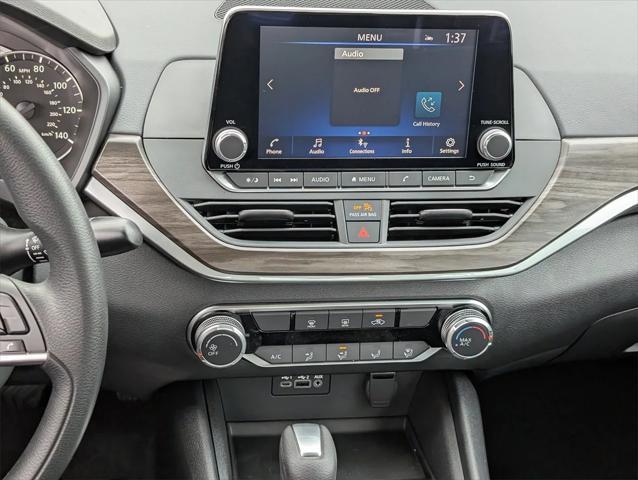 new 2025 Nissan Altima car, priced at $27,625