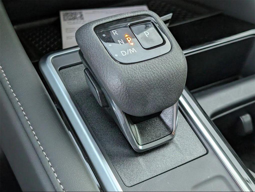 new 2025 Nissan Pathfinder car, priced at $35,548