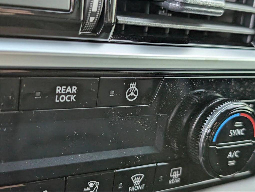 new 2025 Nissan Pathfinder car, priced at $35,548