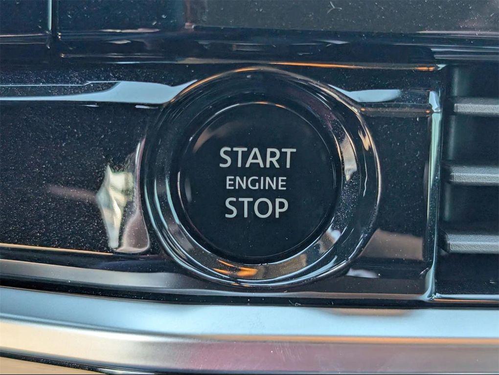new 2025 Nissan Pathfinder car, priced at $33,531
