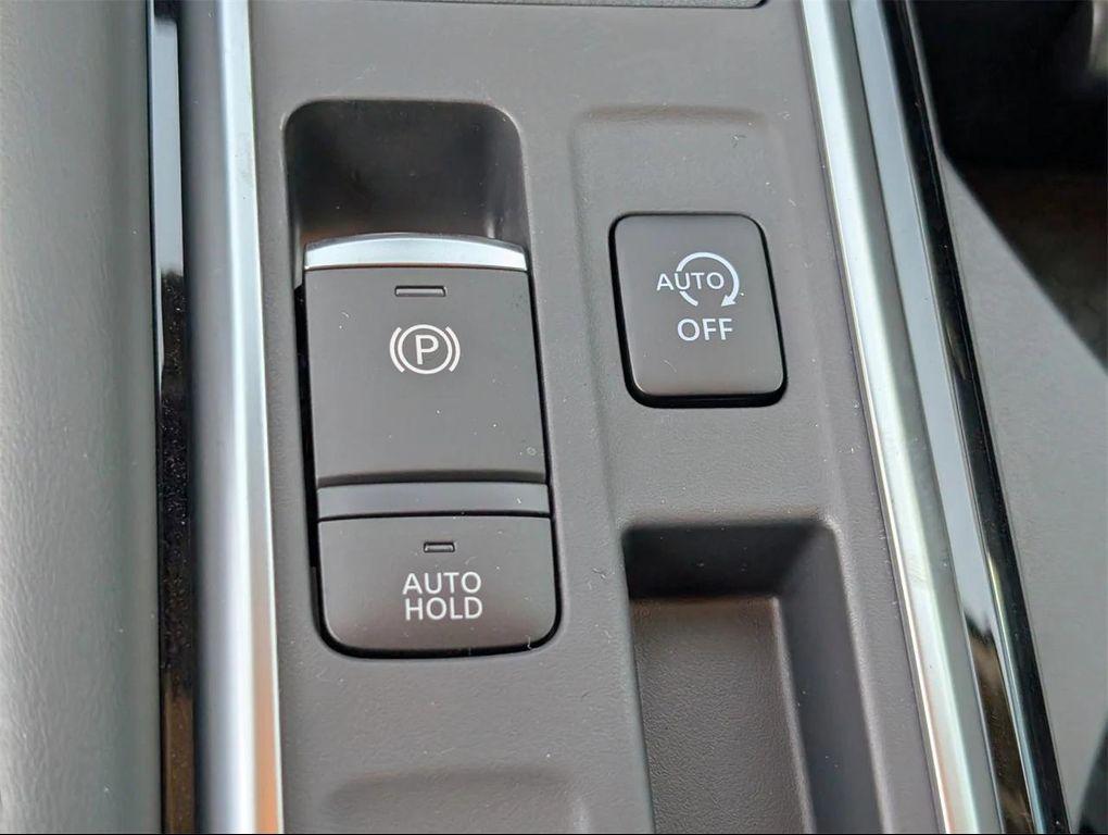 new 2025 Nissan Pathfinder car, priced at $33,531