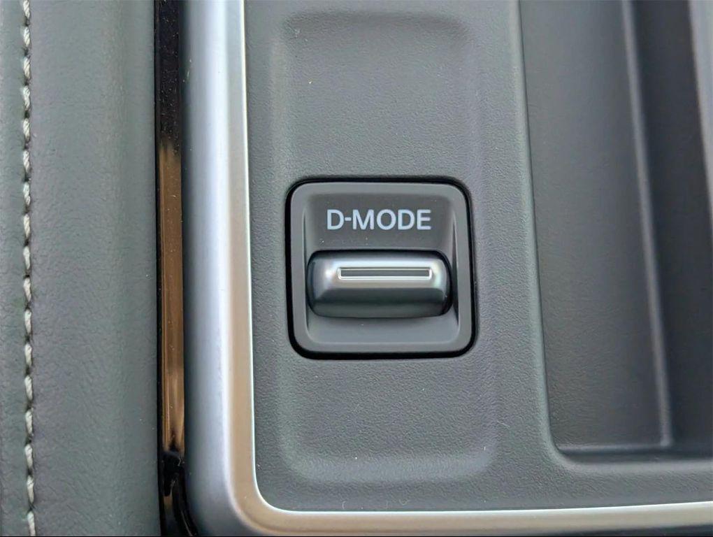 new 2025 Nissan Pathfinder car, priced at $33,415