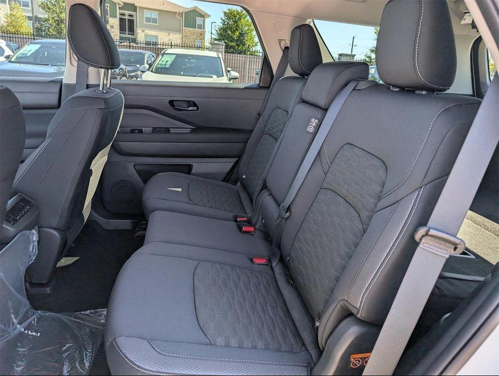 new 2025 Nissan Pathfinder car, priced at $33,415