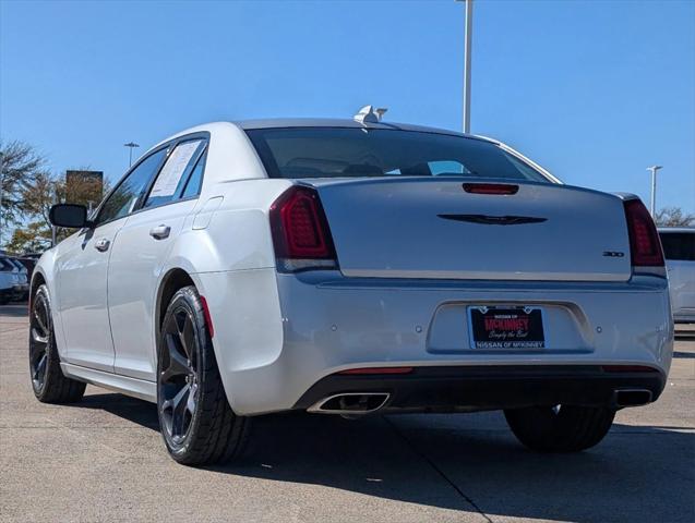 used 2022 Chrysler 300 car, priced at $26,900