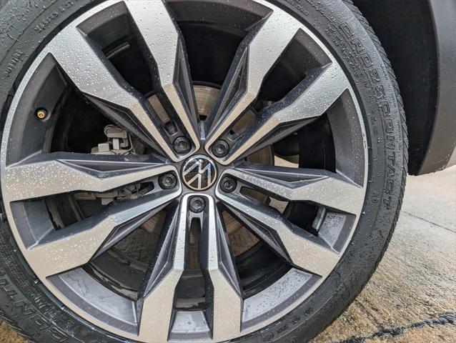 used 2021 Volkswagen Atlas car, priced at $27,799