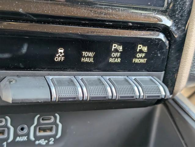 used 2021 Ram 1500 car, priced at $32,600
