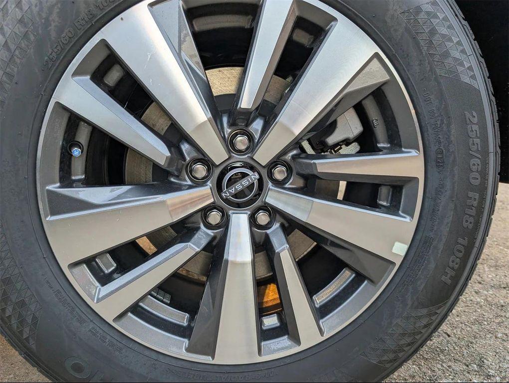 new 2025 Nissan Pathfinder car, priced at $35,548