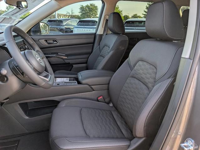 new 2025 Nissan Pathfinder car, priced at $35,931