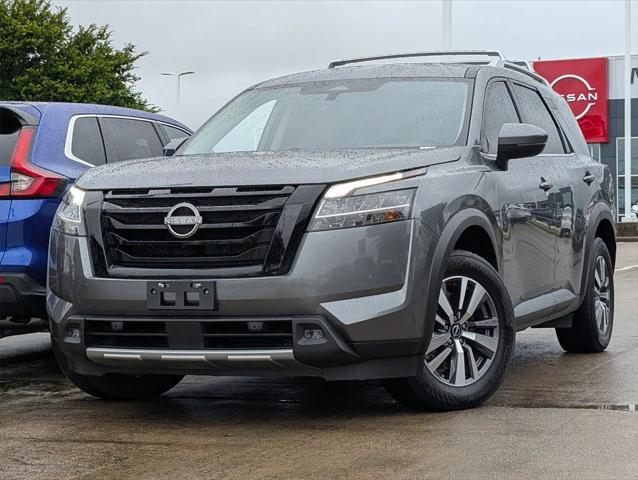 used 2023 Nissan Pathfinder car, priced at $31,400