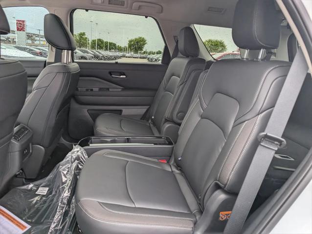 new 2025 Nissan Pathfinder car, priced at $41,698