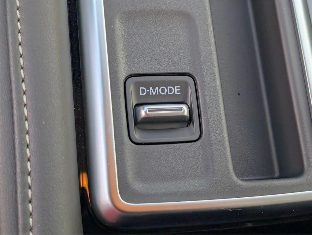 new 2025 Nissan Pathfinder car, priced at $31,108