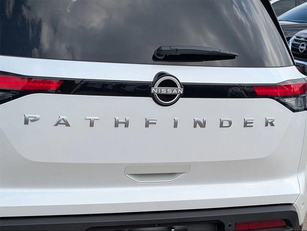 new 2025 Nissan Pathfinder car, priced at $31,108
