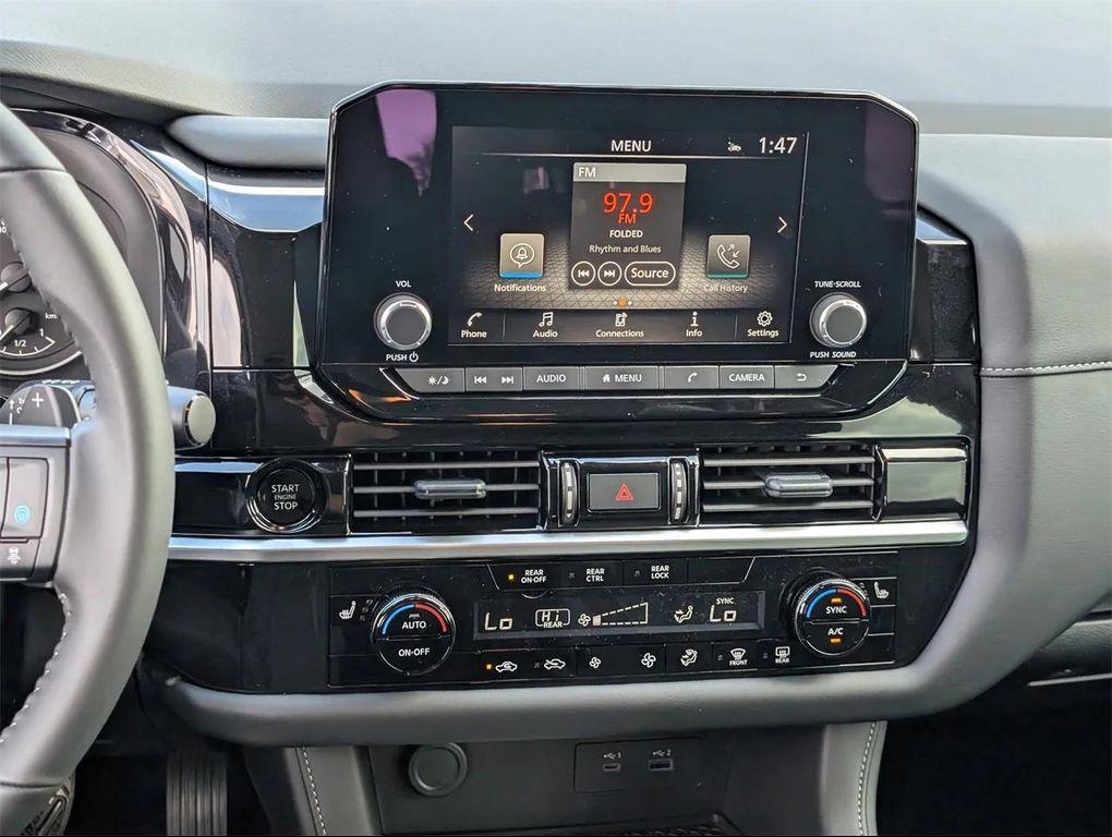 new 2025 Nissan Pathfinder car, priced at $31,108