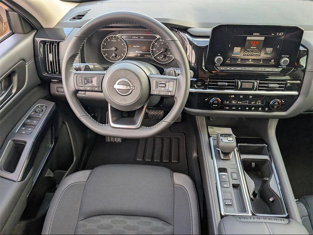 new 2025 Nissan Pathfinder car, priced at $31,108