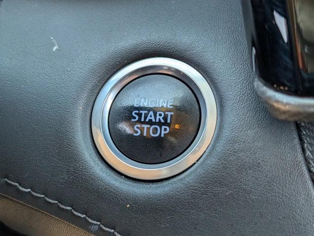 used 2020 Toyota Highlander car, priced at $32,400