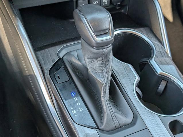 used 2020 Toyota Highlander car, priced at $32,400