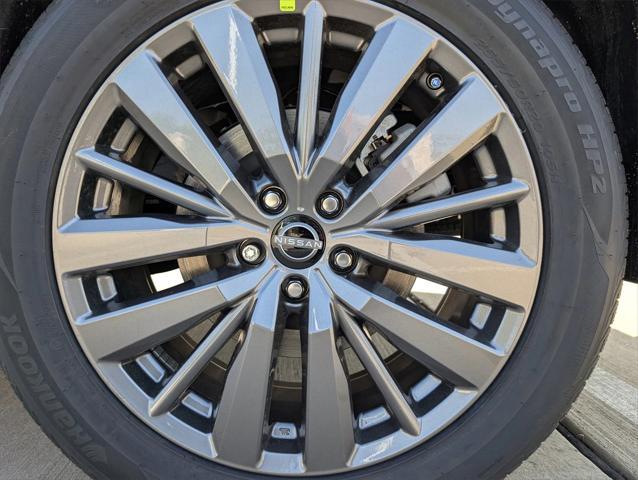 new 2025 Nissan Pathfinder car, priced at $44,698