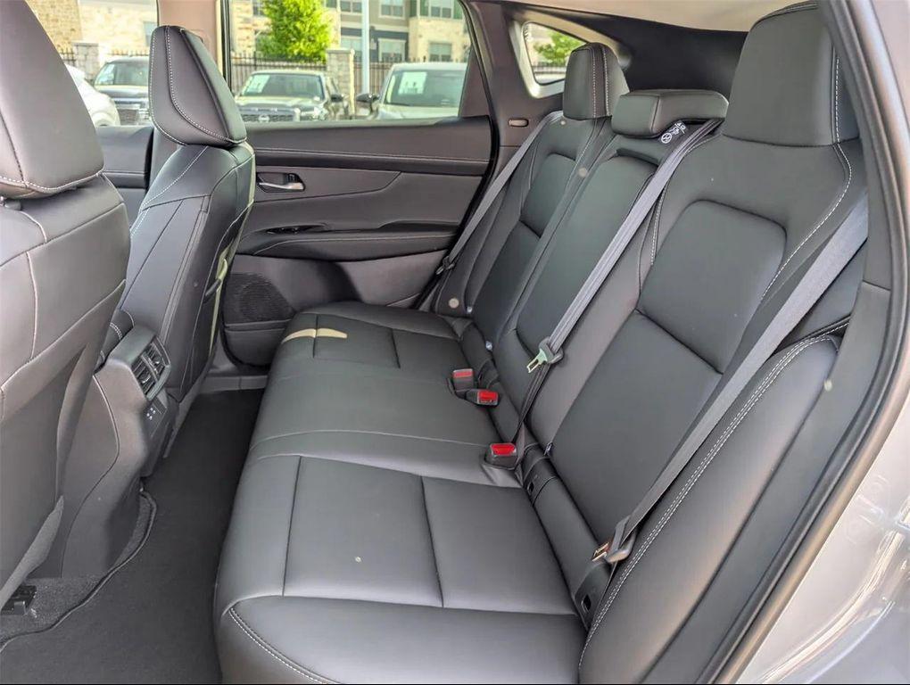 new 2025 Nissan Murano car, priced at $45,566
